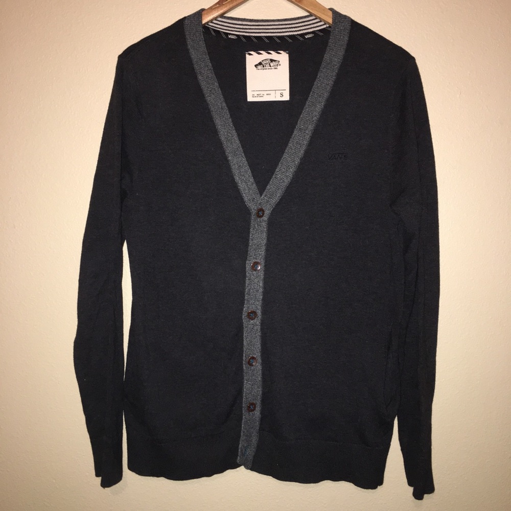 charcoal grey Vans cardigan